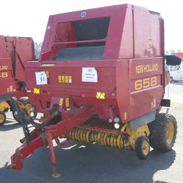PRESSE A BALLES RONDES NEW HOLLAND 658  
