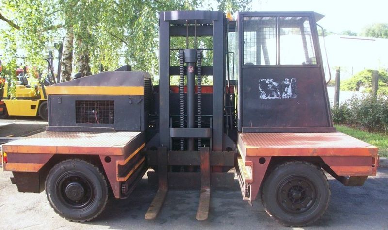 CHARIOT ELEVATEUR LATERAL FENWICK S40 4000 KG