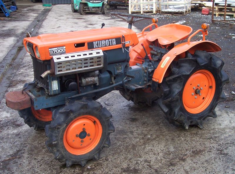 micro-tracteur-kubota-b7000-4-rm