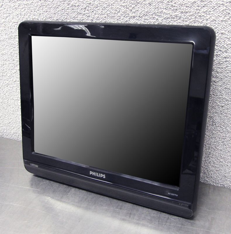TELEVISION LCD DE MARQUE PHILIPS MODELE 20 PFL5522D/12LC  -  20 POUCES / 50.5 CM.  VENDUE AVEC SON SUPPORT MURAL ET SA PROTECTION.