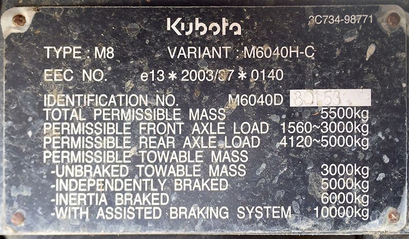 TRACTEUR AGRICOLE KUBOTA M6040H-C M8 HYDRAULIC SHUTTLE 4 RM