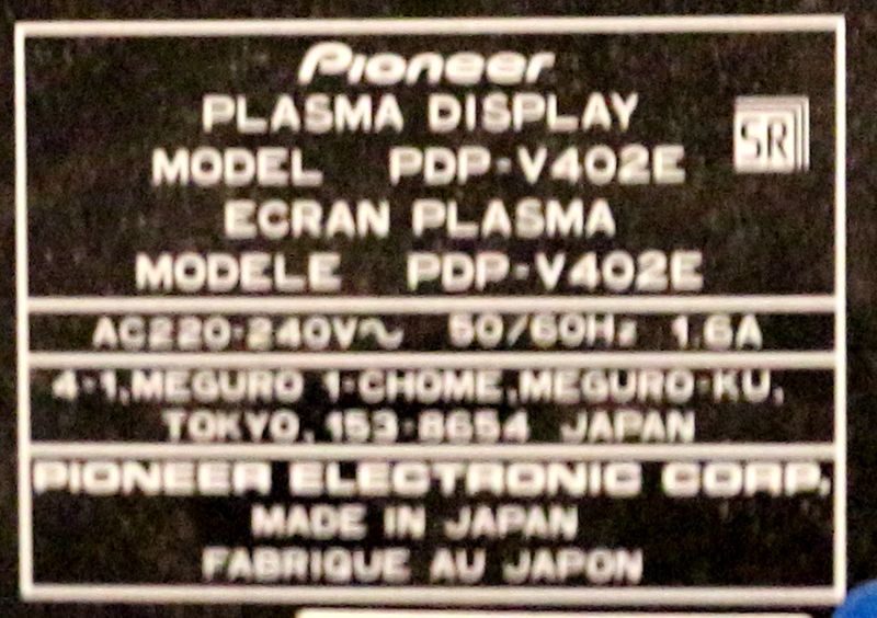MONITEUR 40 POUCES PLASMA DE MARQUE PIONEER MODELE PDP-V402E. VENDU AVEC SA TELECOMMANDE. AUDITORIUM.