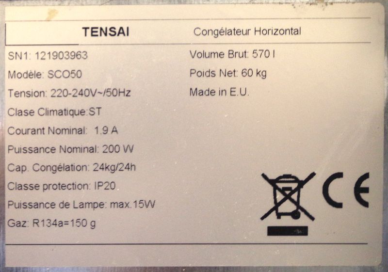 CONGELATEUR COFFRE BLANC DE MARQUE TENSAI MODELE SCO50, SUR ROULETTES. DIMENSIONS : 95 X 160 X 70 CM.
SOUS-SOL