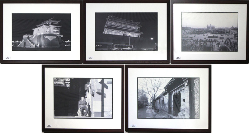 5 IMPRESSIONS DE PHOTOS "SCENES DE VIE A HO CHI MINH VILLE". 5 CADRES PAYSAGE 84,5 X 64,5 CM. 22-120.