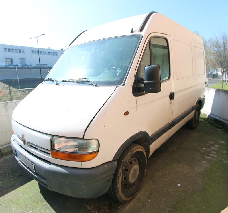 FOURGON RENAULT MASTER II DCI T28 2003