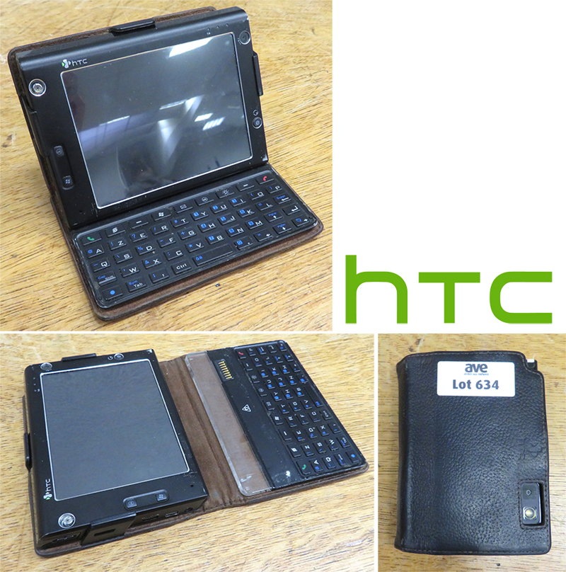 PDA DE MARQUE HTC MODELE HTC X7500 AADVANTAGE, AVEC SON ETUI MAGNETIQUE EN CUIR.