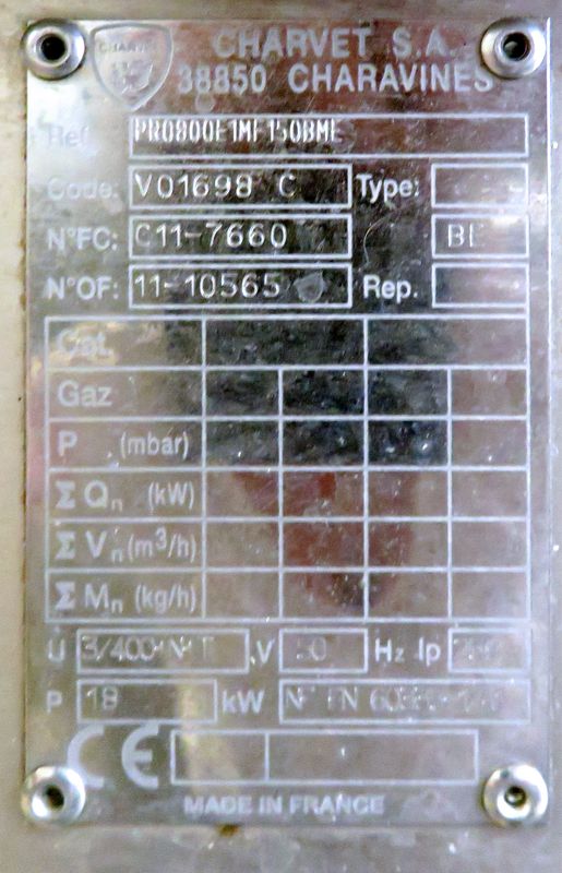 MARMITE ELECTRIQUE EN INOX ALIMENTAIRE DE MARQUE CHARVET MODELE V01698C. 129 X 85 X 92 CM. BATIMENT CROIX ARGENT.