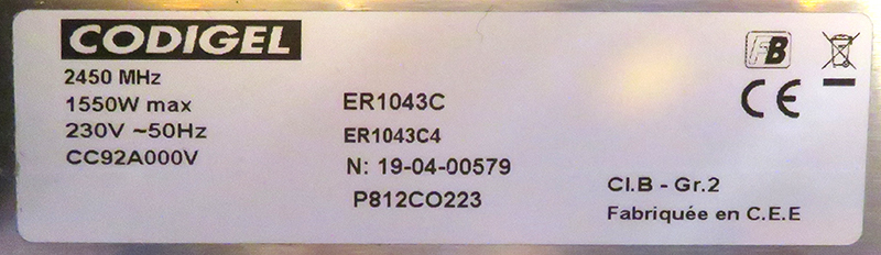 1 UNITE : FOUR MICRO ONDES 1550W DE MARQUE CODIGEL MODELE ER1043C EN INOX. 31,5 X 54 X 36 CM. RIE A