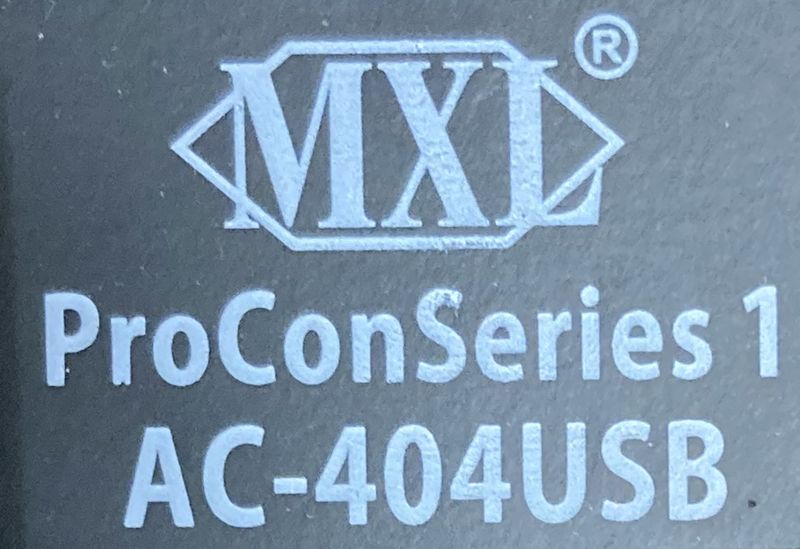 8 MICROS DE TABLE POUR CONFERENCE DE MARQUE MXL MODELE PROCON SERIES 1 AC-404USB. ON Y JOINT 3 MICROS PLAFONNIERS DE MARQUE AUDIX MODELE M3. BAT.N