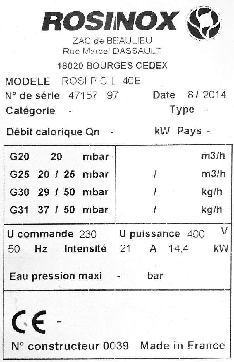GRILLADE LISSE ELECTRIQUE A 2 FEUX EN INOX ALIMENTAIRE DE MARQUE ROSINOX MODELE ROSI P C L 40E. 110 X 90 X 84 CM. LOCALISATION : ORANGE - 8 PASSAGE SAINT-PIERRE AMELOT - 75011 PARIS.