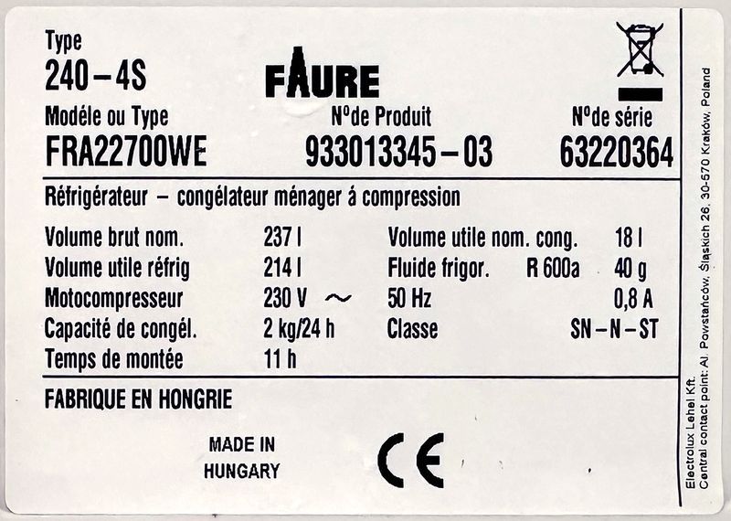REFRIGERATEUR AVEC COMPARTIMENT CONGELATEUR DE MARQUE FAURE MODELE FRA22700WE EN ACIER LAQUE BLANC. 125 X 56 X 66 CM.