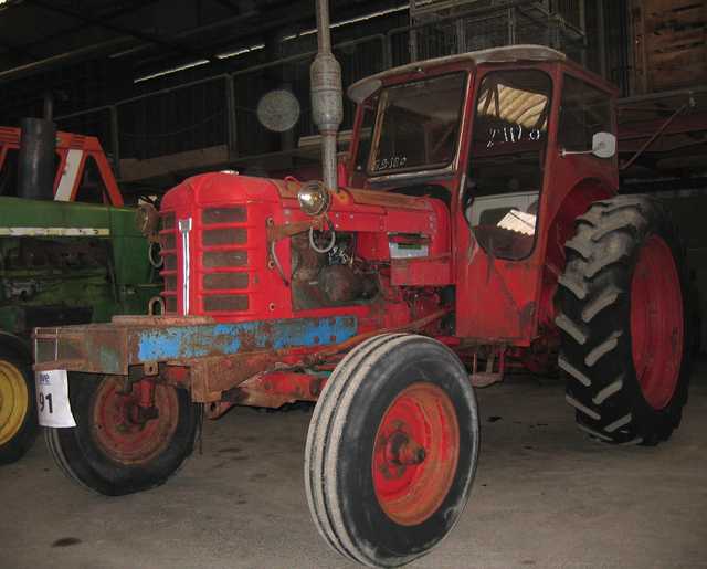 TRACTEUR AGRICOLE VOLVO T350 2 RM 2 RM 1967