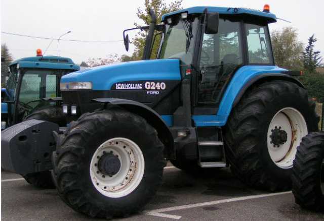TRACTEUR AGRICOLE NEW HOLLAND FORD 8970 (G240). 240CV   1997